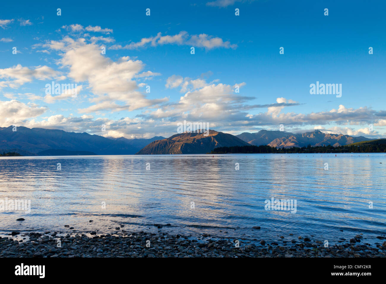 Am frühen Abend am Lake Wanaka, Otago, Neuseeland. Stockfoto
