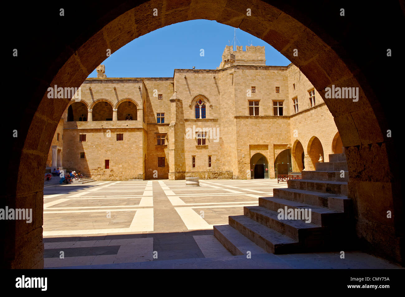 Das 14. Jahrhundert mittelalterliche Palast des Großmeisters der Ritter des Johanniterordens, Rhodos, Griechenland. Stockfoto