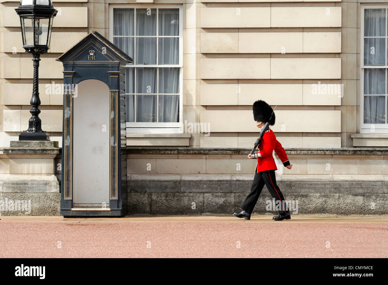 Vereinigtes Königreich, London, Buckingham Palace, englische Wache vor Buckingham Palace Stockfoto