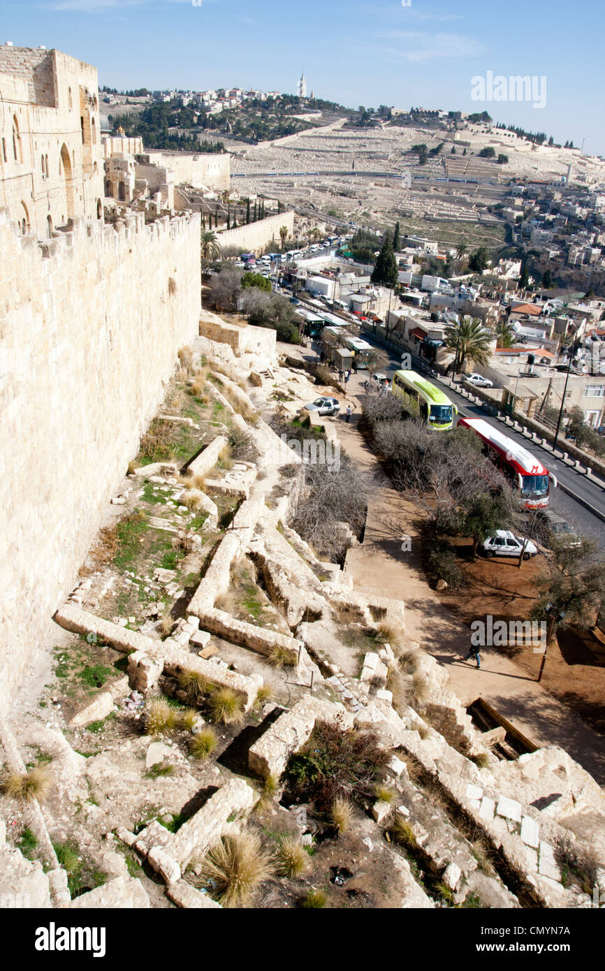Blick von den Mauern der Altstadt auf dem Ölberg in Ost-Jerusalem. Israel Stockfoto