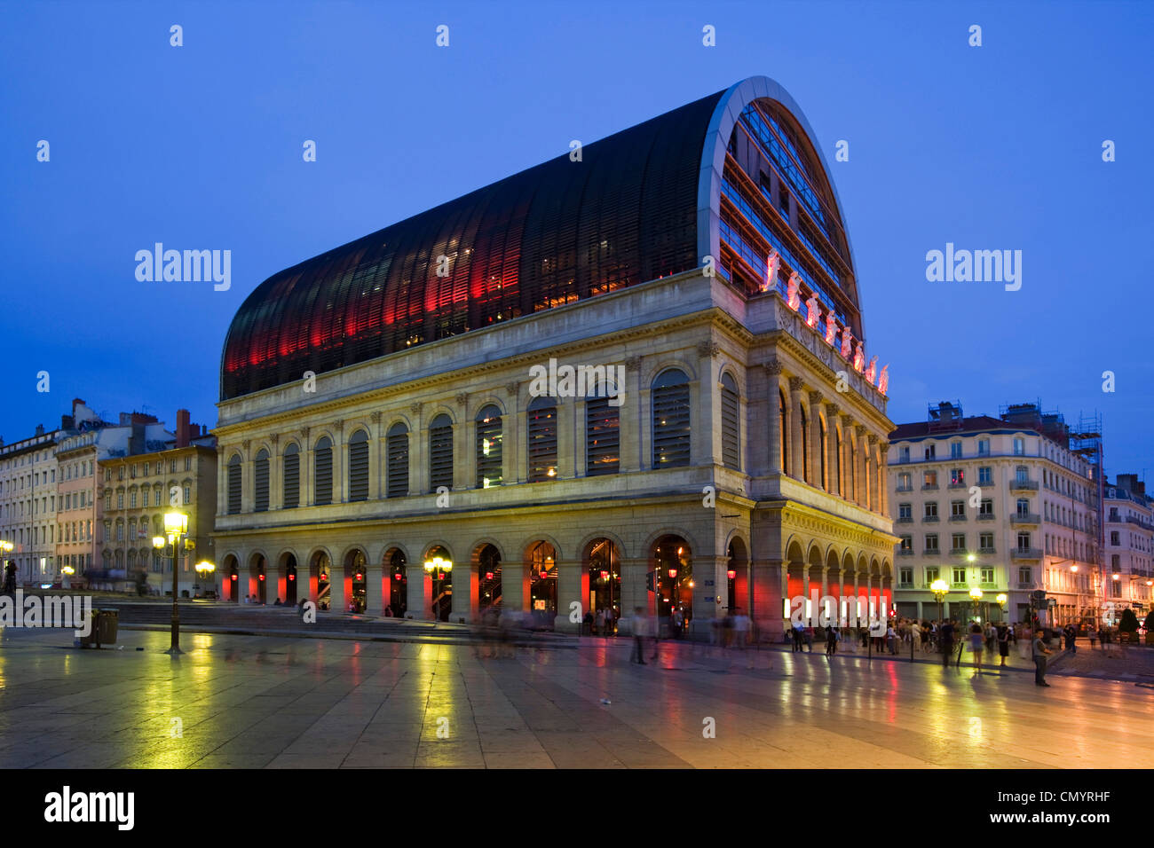 Oper von Lyon neu gestaltet vom Architekten Jean Nouvel 1985 bis 1993, Lyon, Rhone Alpes, Frankreich Stockfoto