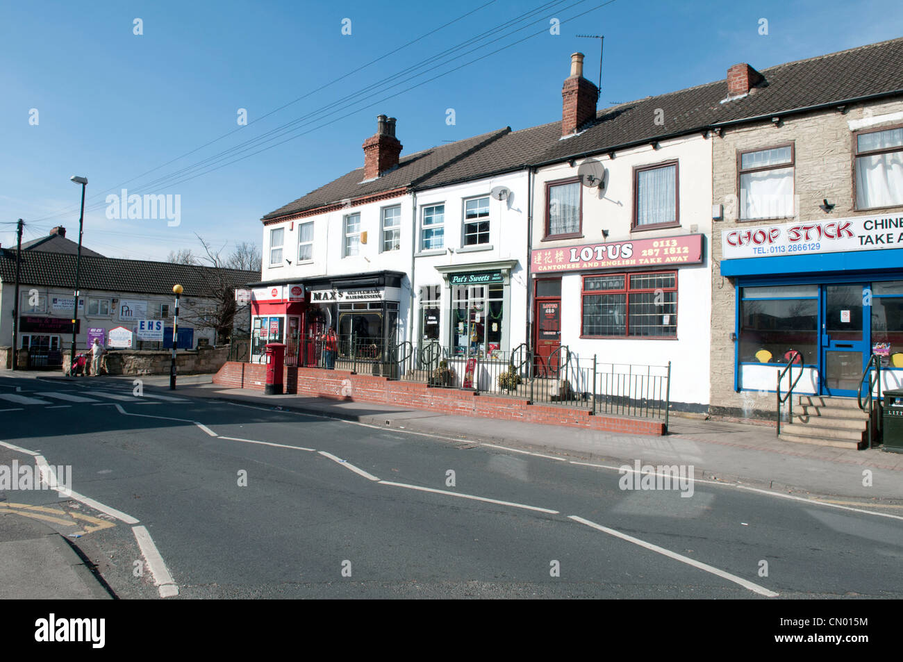 Geschäfte und Geschäftsräume; High Street, Kippax Stockfoto