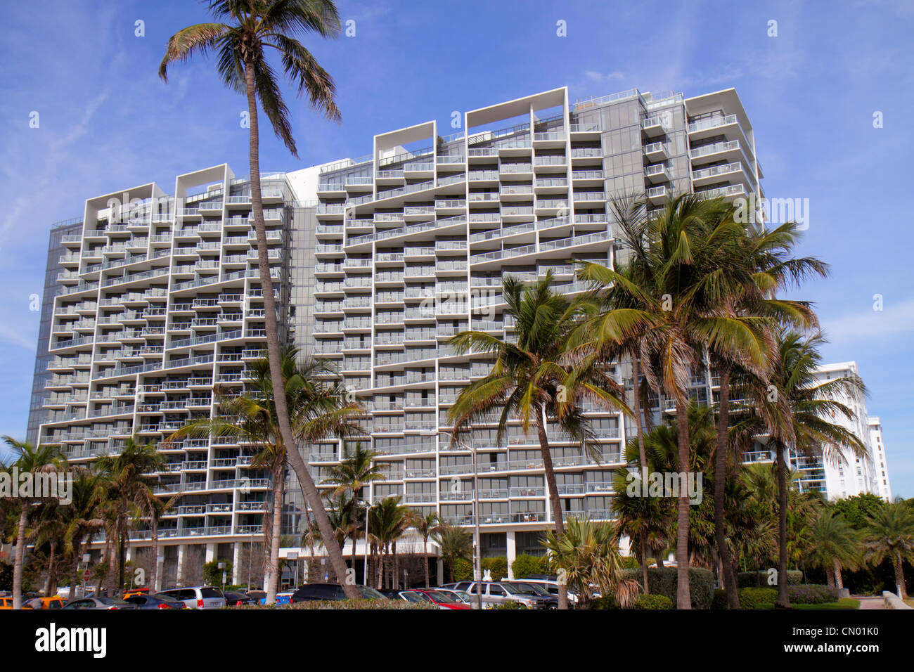 Miami Beach Florida, Collins Avenue, W South Beach, Hotel, Palmen, Architektur außen, vorne, Eingang, FL120114005 Stockfoto
