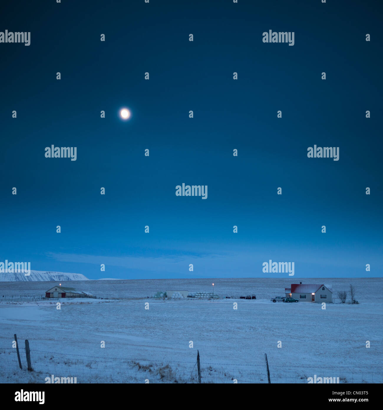 Mondlicht über Land Bauernhof, Skagafjördur, Nordisland Stockfoto