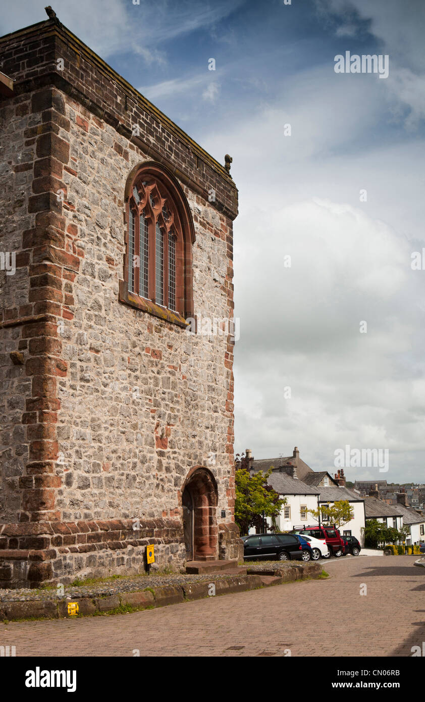 UK, Cumbria, Dalton in Furness, Schloss und alten Marktplatz Stockfoto