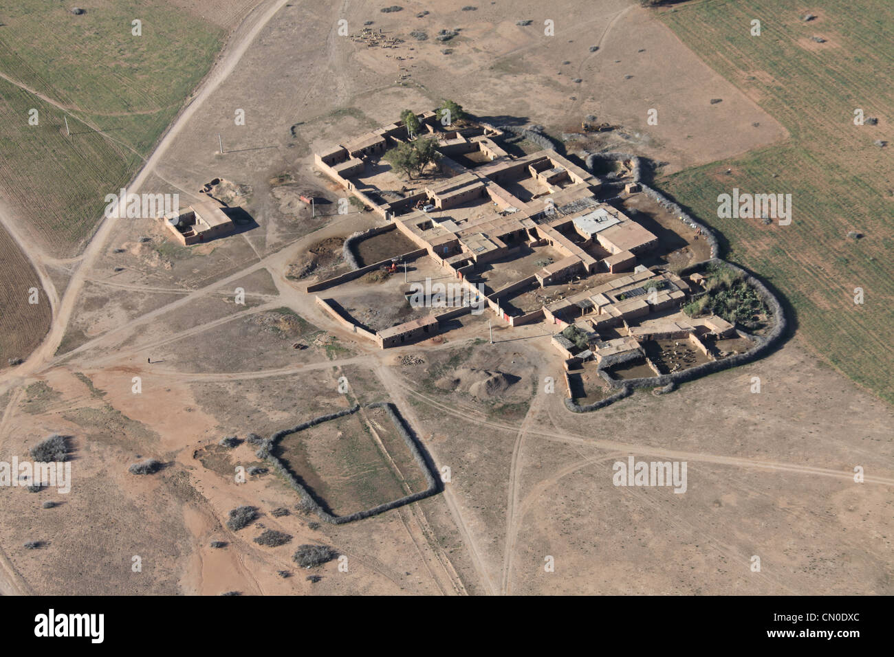 Eine traditionelle Berber-Dorf aus der Luft Stockfoto
