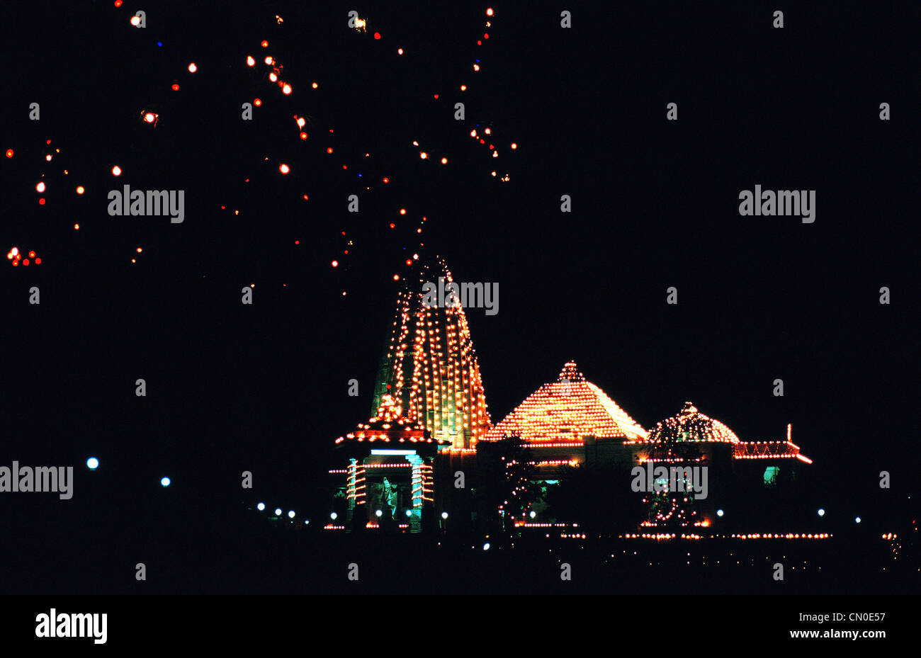 Lakhshmi Narayan-Tempel zum Zeitpunkt des Diwali, das hinduistische Lichterfest (Indien) Stockfoto