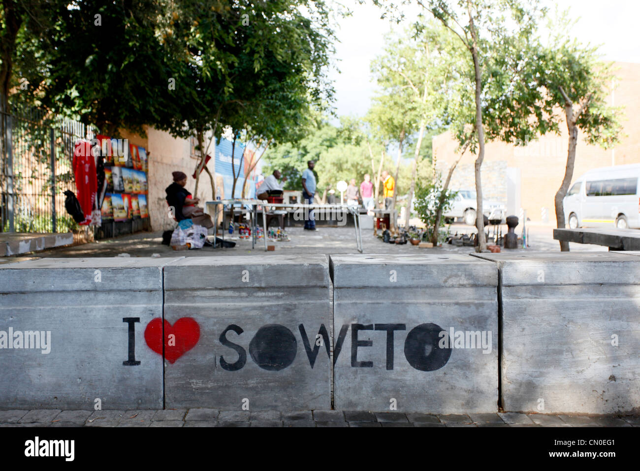 Ich liebe Soweto Graffiti Zeichen auf dem Bürgersteig von Soweto, Johannesburg, Südafrika. Stockfoto
