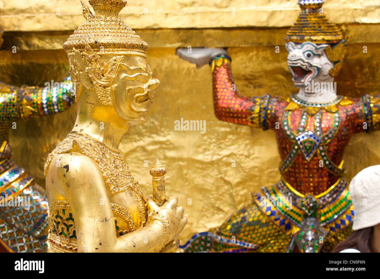 Touristen fotografieren im Grand Palace Bangkok, Stockfoto