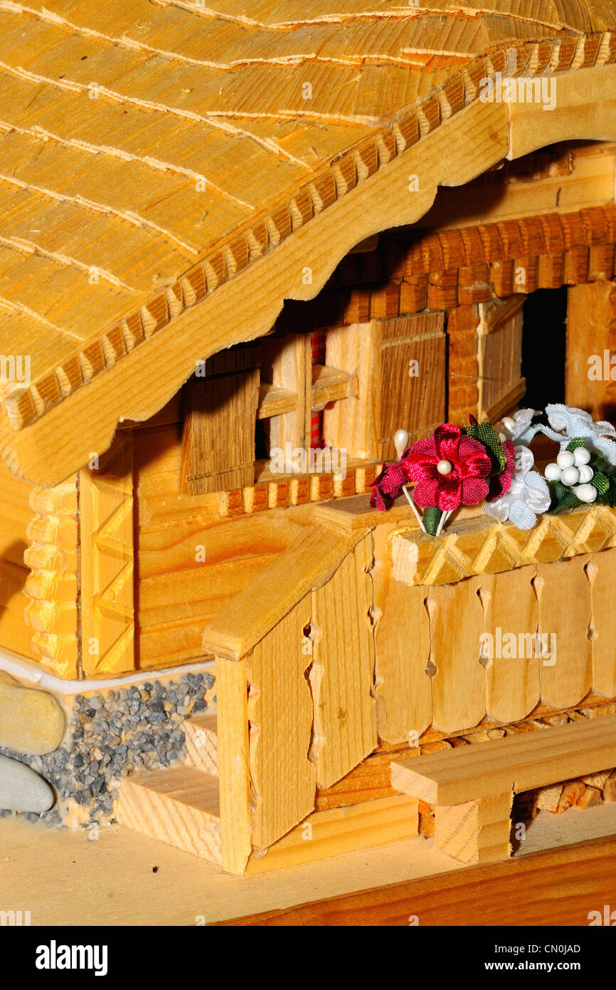 Handgefertigte Holz Spielhaus auf einer Kunstmesse in der Schweiz. Stockfoto