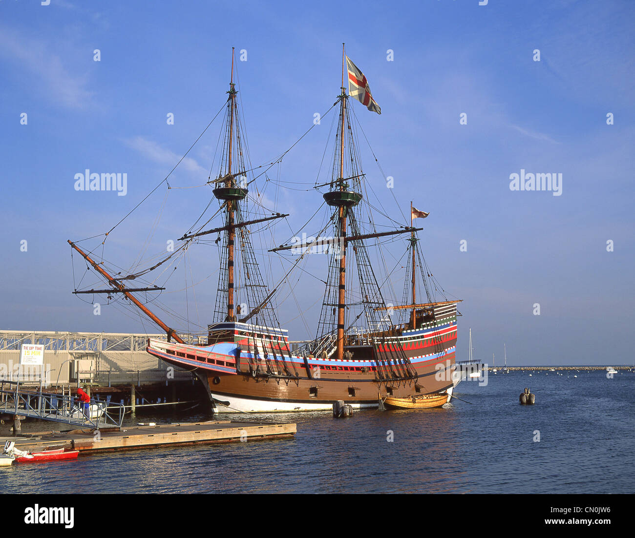 Mayflower II Replik Schiff, Plymouth Rock, Plymouth Harbor, Plymouth, Massachusetts, Vereinigte Staaten von Amerika Stockfoto
