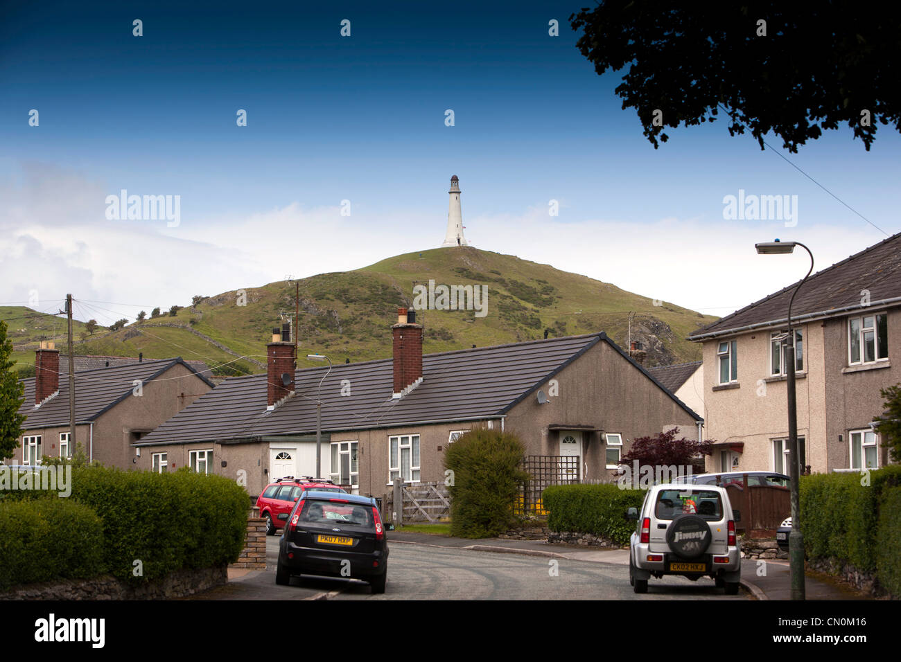 UK, Cumbria, Ulverston, Hoad Denkmal zum Sir John Barrow oberhalb der Stadt Stockfoto