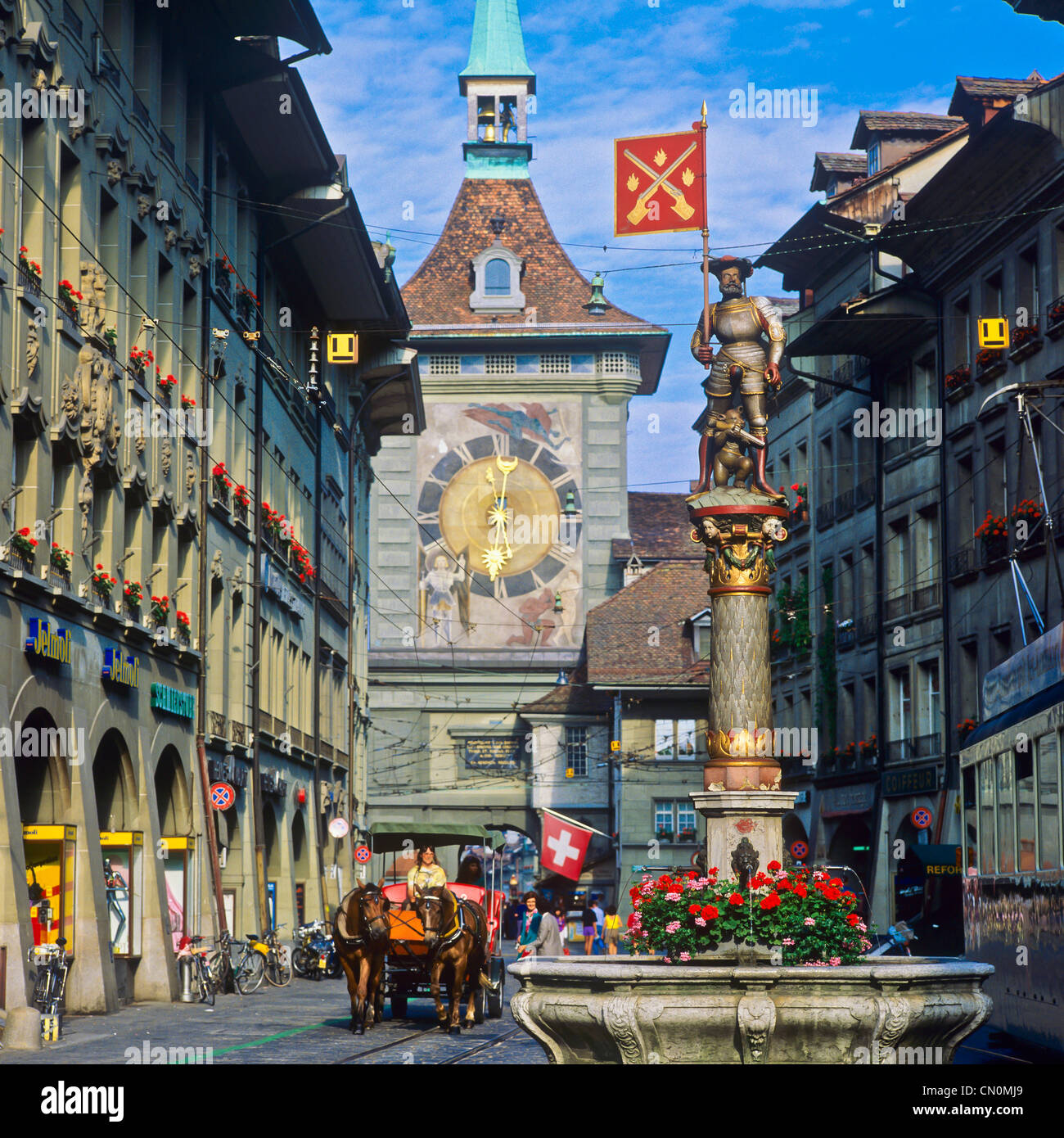 Helvetia statue bern -Fotos und -Bildmaterial in hoher Auflösung – Alamy