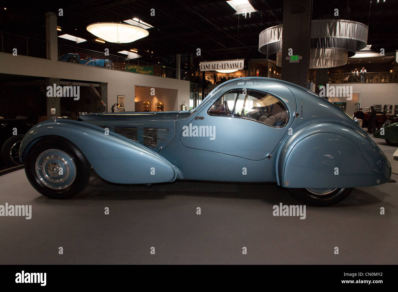 Die 1936 Bugatti Typ 57 SC Atlantic im Mullin Museum in Oxnard, Kalifornien.  Eines von drei Autos mit nur zwei Überlebende gebaut Stockfoto