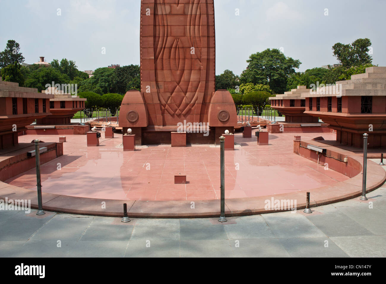 Basis des Jallianwala Bagh Denkmals in Amritsar, Granit Garten Denkmal zu den Hunderten getötet in einem Massaker hier 1919 Stockfoto