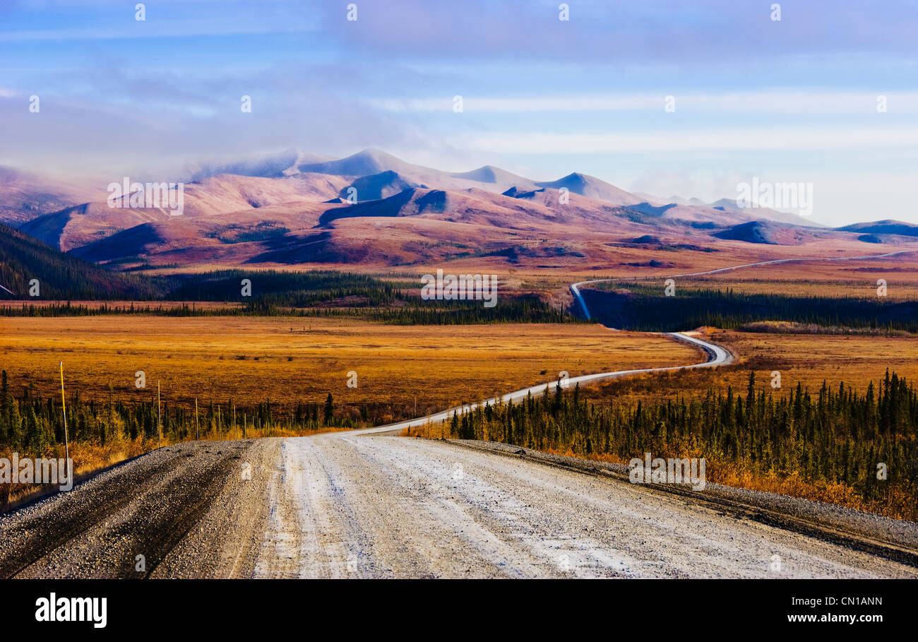 Dempster Highway und Richardson Mountains, Yukon Stockfoto