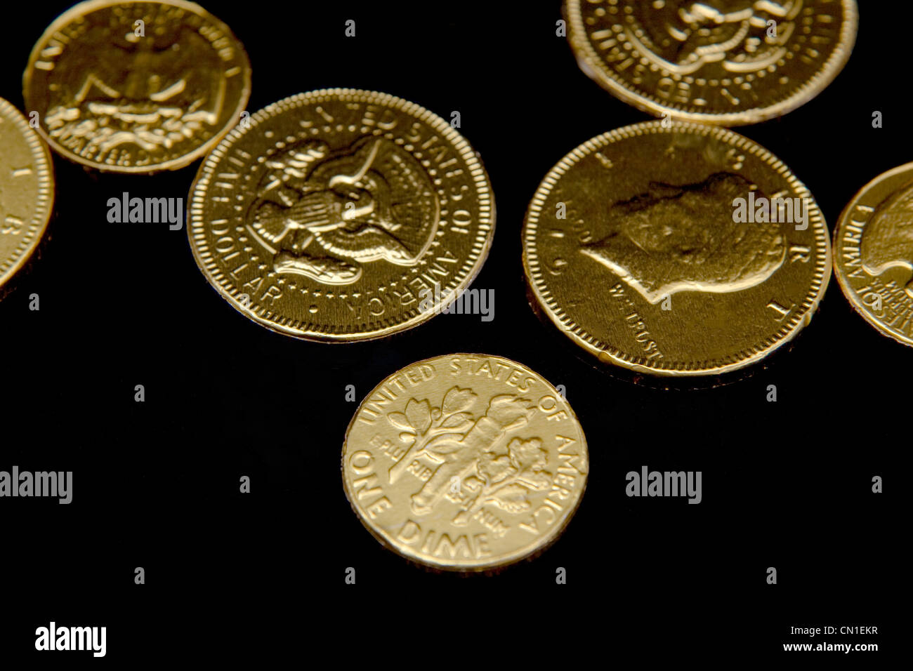Schokoladen-Münzen verpackt in Folie 2 Stockfoto