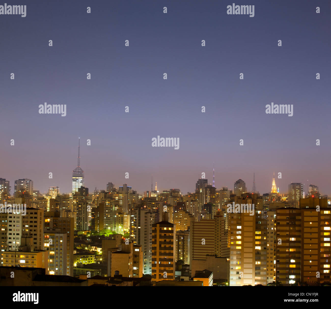 Sao Paulo Stadtbild in der Abenddämmerung, Brasilien. Stockfoto