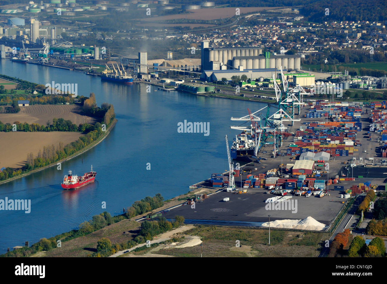 Frankreich, Seine Maritime, der Grand Port Maritime de Rouen (Hafen von Rouen) am Grand-Couronne (Luftbild Stockfoto