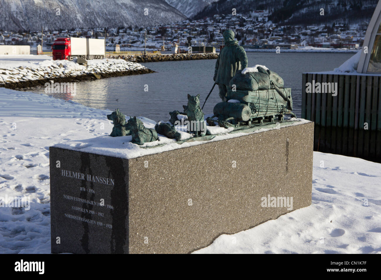 Helmer Julius Hanssen (24. September 1870 – 2. August 1956) Statue Tromso Norwegen Stockfoto
