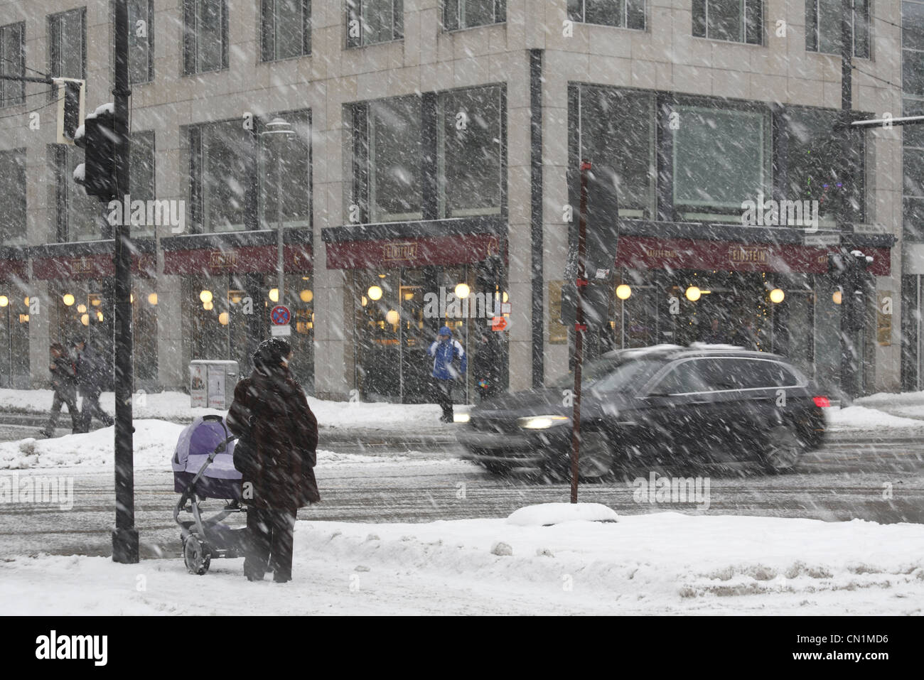 Berlin Unter Den Linden Winter Schnee Cafe Einstein Stockfoto