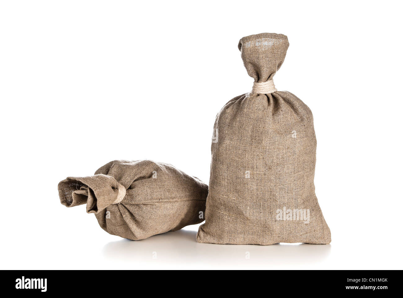 Geldtaschen auf weiß mit Leerzeichen kopieren, die bevorzugte Währungszeichen setzen Stockfoto