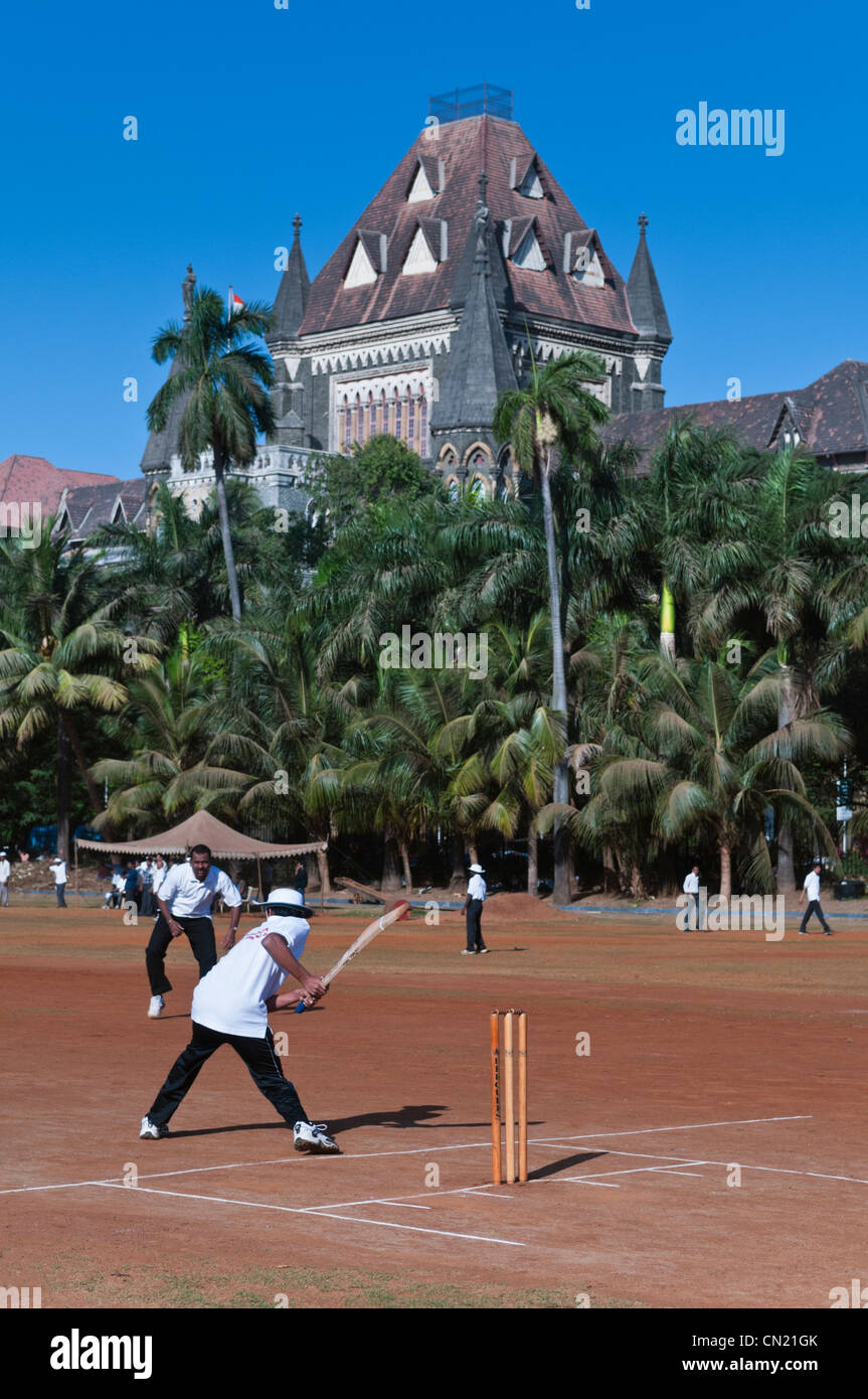 Oval Maidan High Court Gebäude Mumbai Bombay Indien cricket spielen Stockfoto