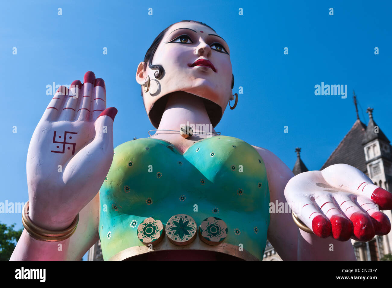 Tanz Kathputali Installation Kala Ghoda Festival Mumbai Indien Stockfoto