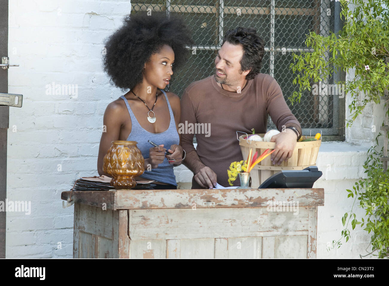 DIE KINDER SIND IN ORDNUNG (2010) YAYA DACOSTA, MARK RUFFALO LISA CHOLODENKO (DIR) 013 MOVIESTORE SAMMLUNG LTD Stockfoto