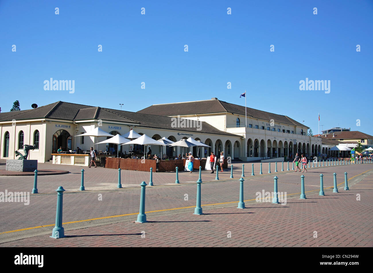 Bondi Pavilion auf Promenade, Bondi Beach, Sydney, New South Wales, Australien Stockfoto