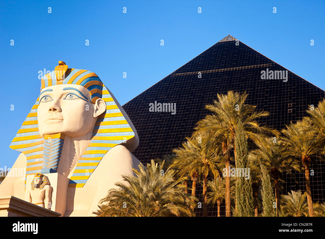 Sphinx und Pyramide - das Hotel Luxor Las Vegas Nevada, USA Stockfoto