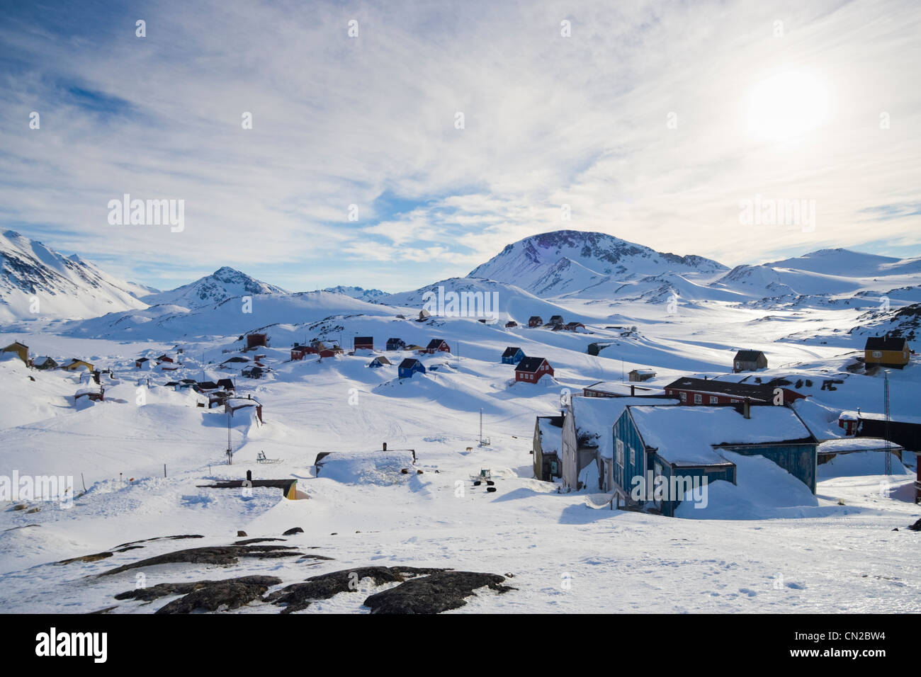 Blick über Kulusuk Inuit Dorf, Ostküste, Grönland Stockfoto