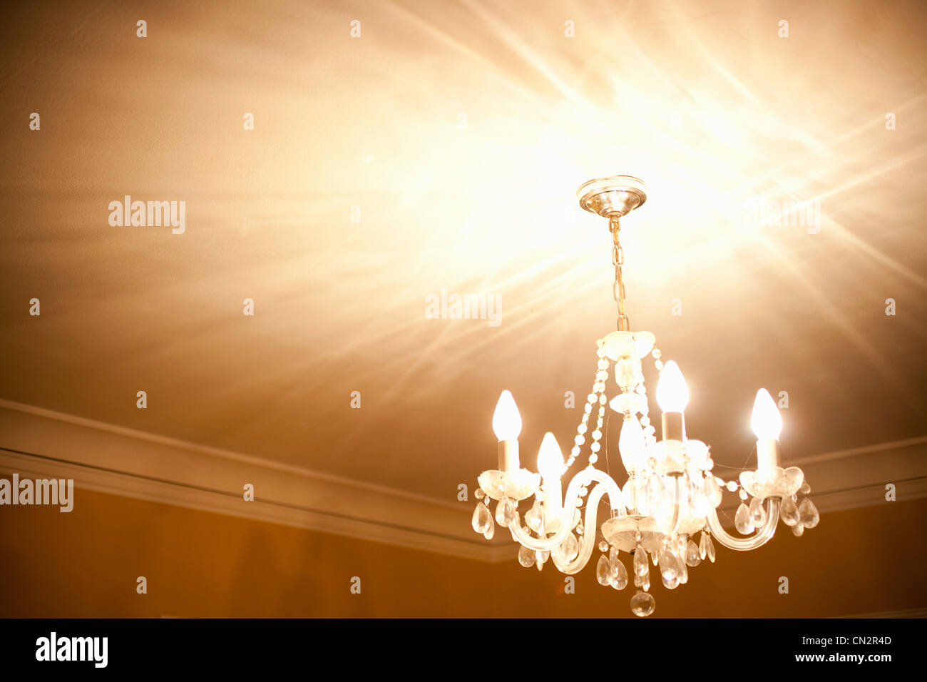 Chandelier Stockfotos und -bilder Kaufen - Alamy