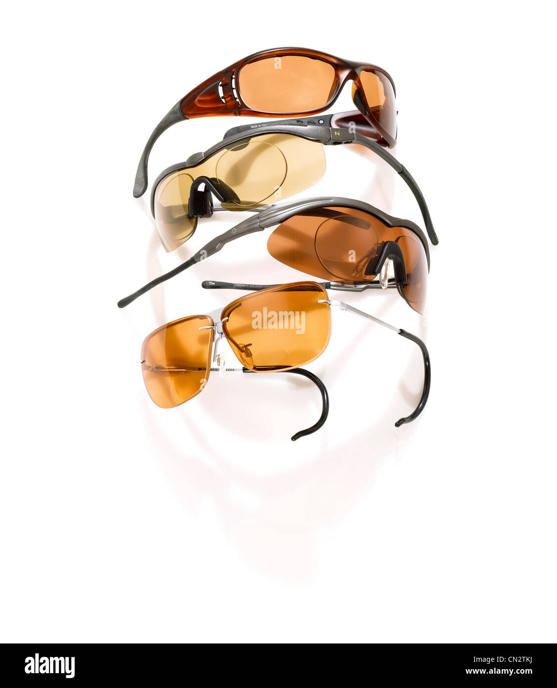 Vier Paare von Sonnenbrillen Stockfoto