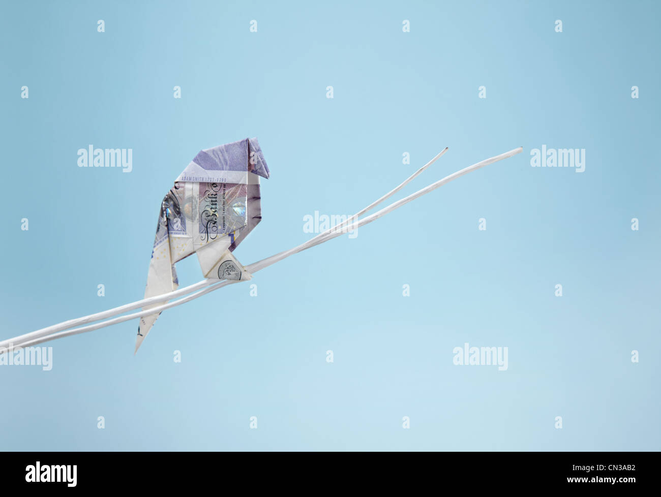 Origami britische Banknoten nachahmen Vogel Stockfoto