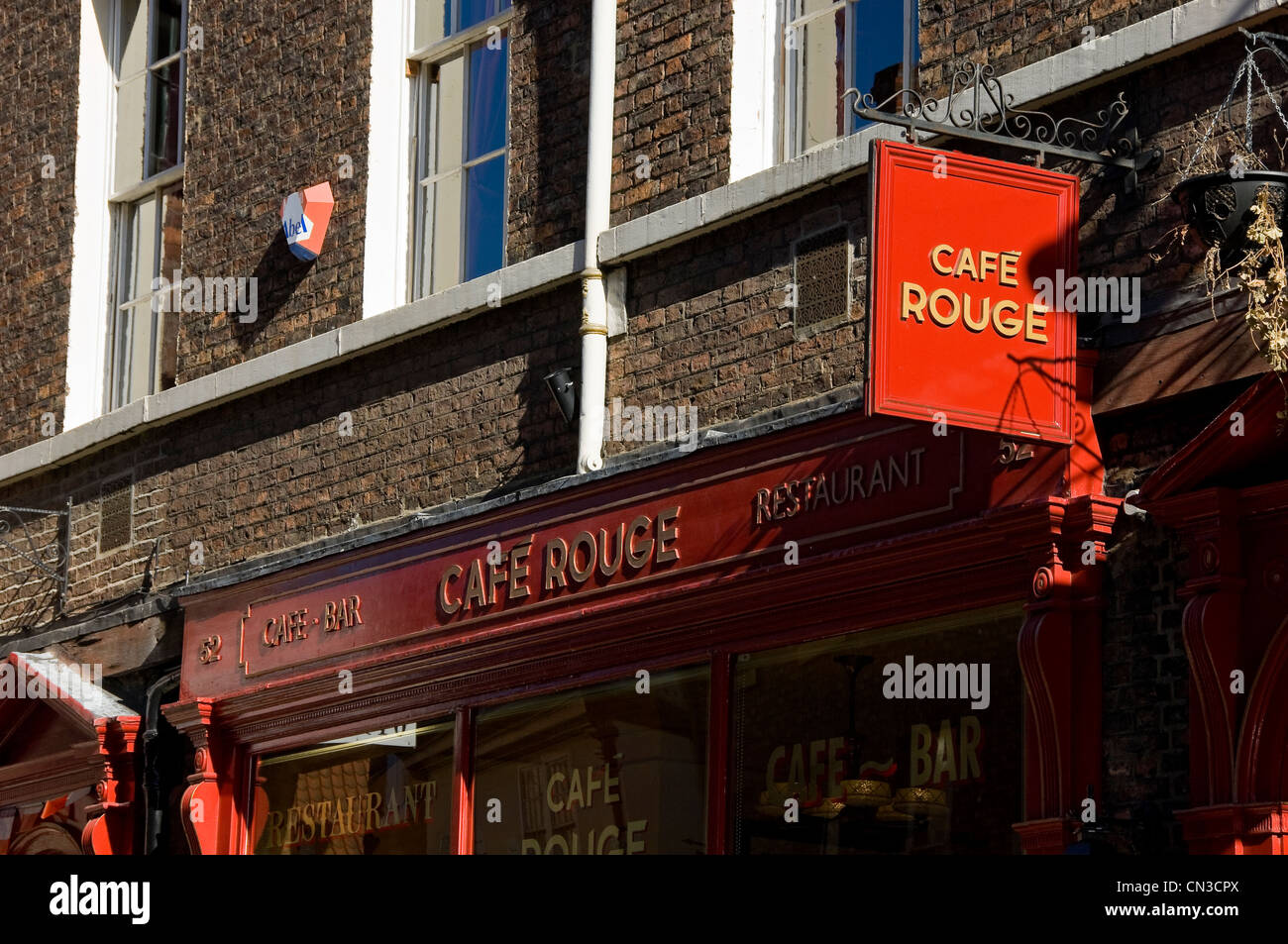 Cafe Rouge Zeichen England UK United Kingdom GB Great Britain Stockfoto