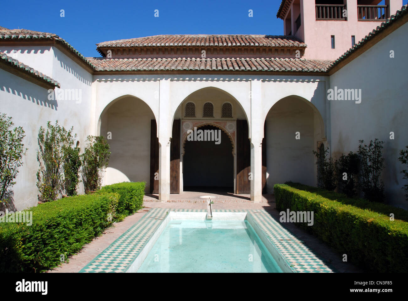 Patio de la Alberca, Nasriden Palast, Alcazaba de Malaga, Málaga, Andalusien, Spanien, Europa. Stockfoto