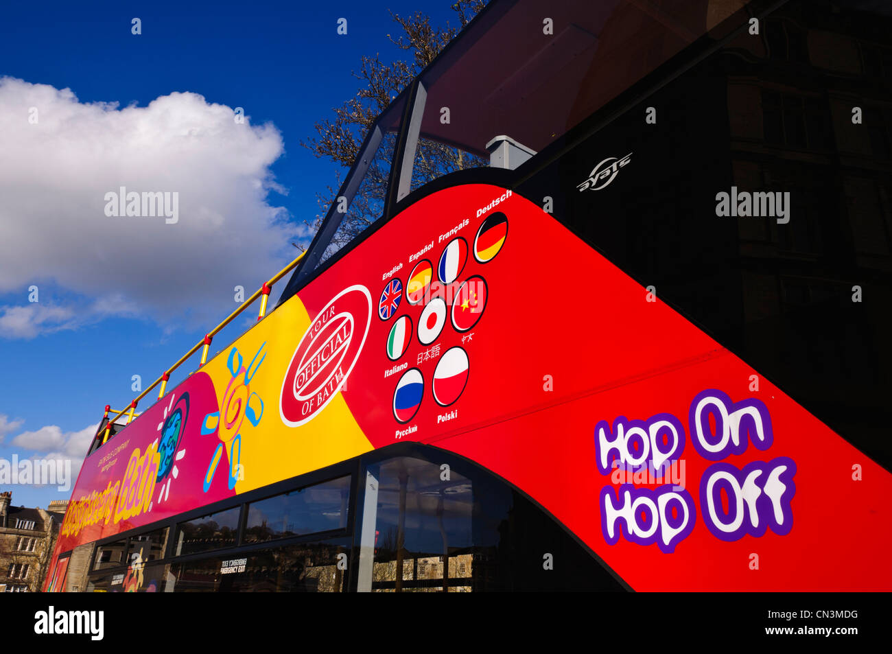 Hop On Hop Off öffnen Top Sightseeing-Bus in Bath, Somerset, UK Stockfoto