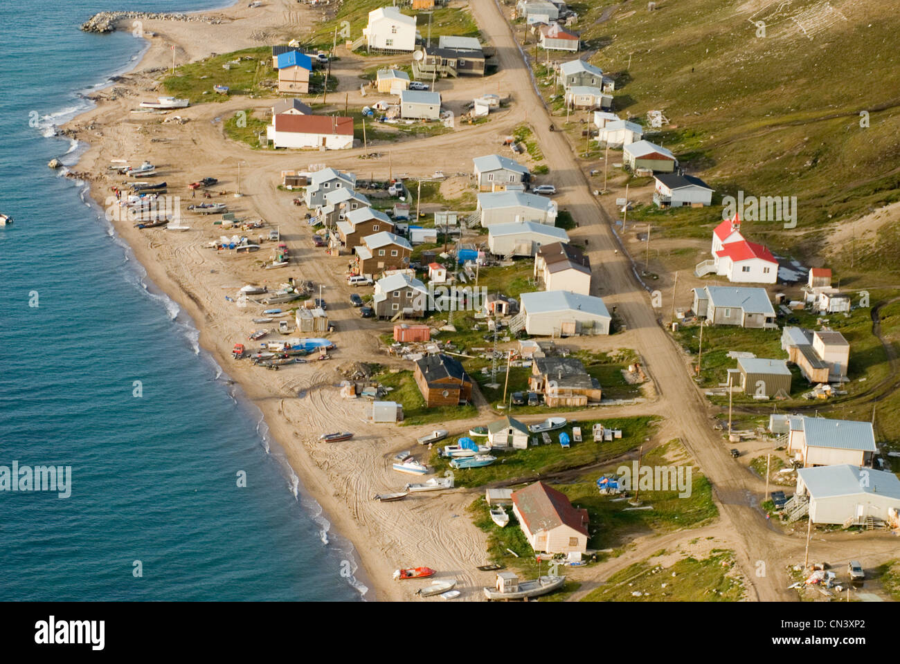 Luftaufnahme von Pond Inlet, Nunavut, Kanada Stockfoto