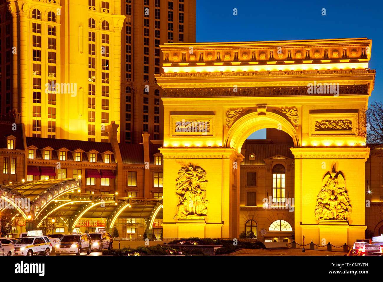 Triumphbogen am Eingang zum Hotel in Paris, Las Vegas Nevada, USA Stockfoto