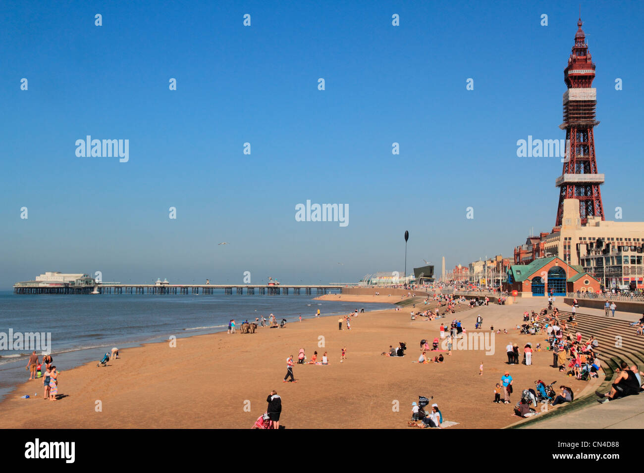 England Lancashire Blackpool Tower, Strand & Pier Stockfoto