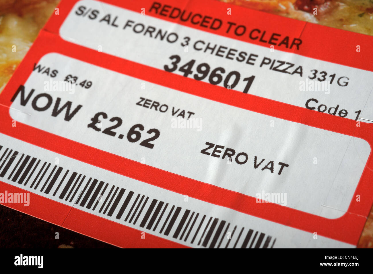 Käse Pizza Preisschild zeigt Null Steuersatz (UK) Stockfoto