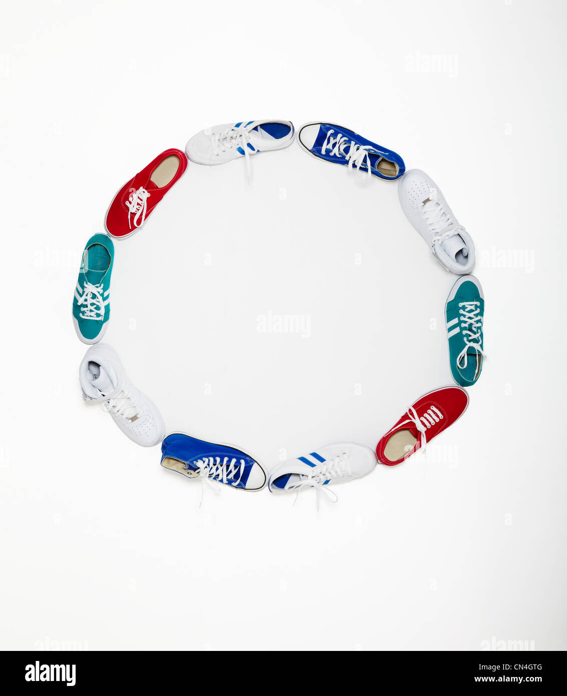 Trainer im Kreis angelegt Stockfoto