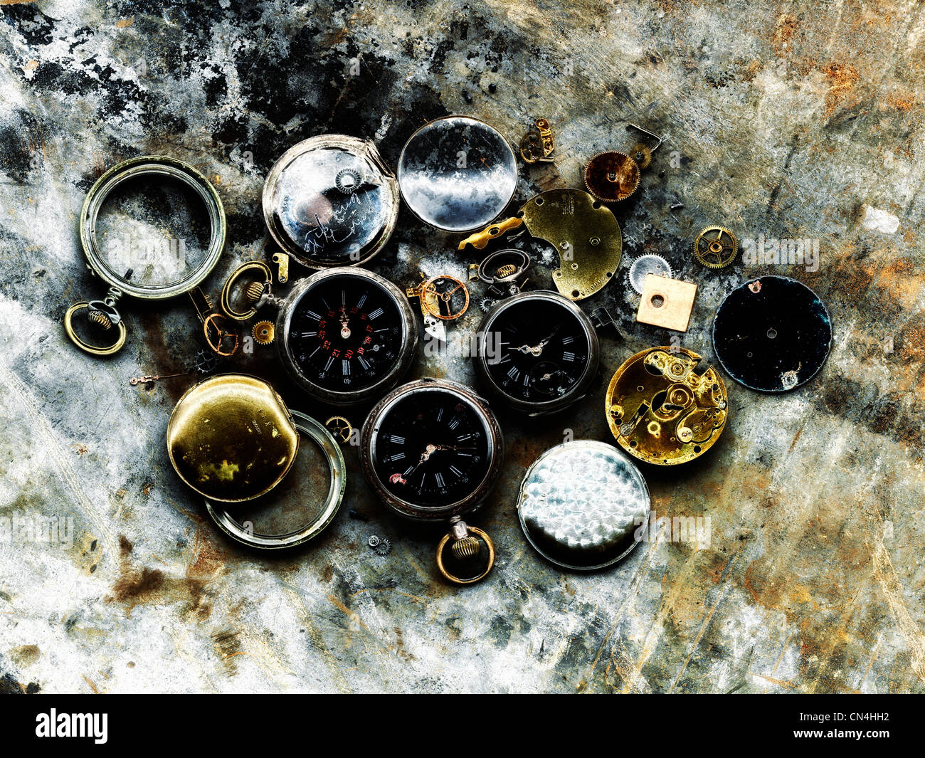 Kaputte Uhr Stockfotos Und Bilder Kaufen Alamy