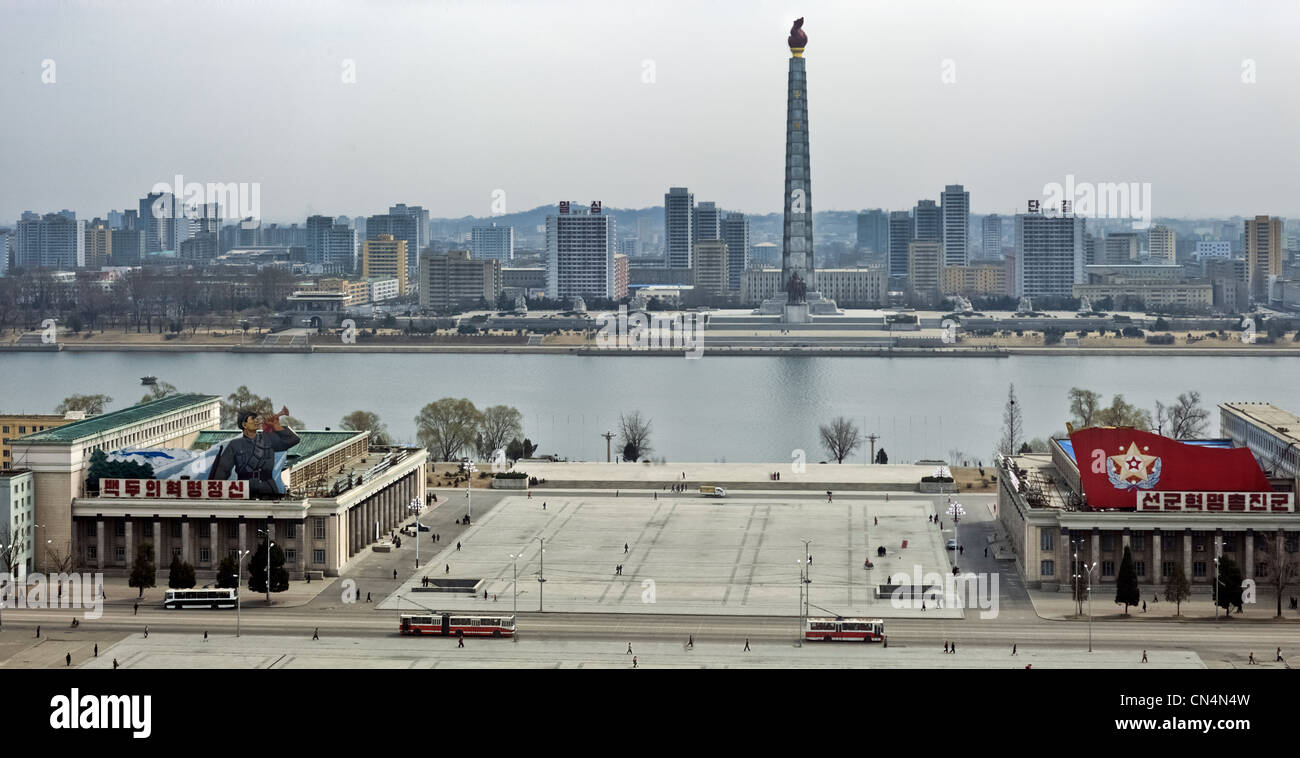 Nordkorea, Pjöngjang, Grand Menschen Study House Panoramique Blick auf Kim Il-Sung-Platz Stockfoto