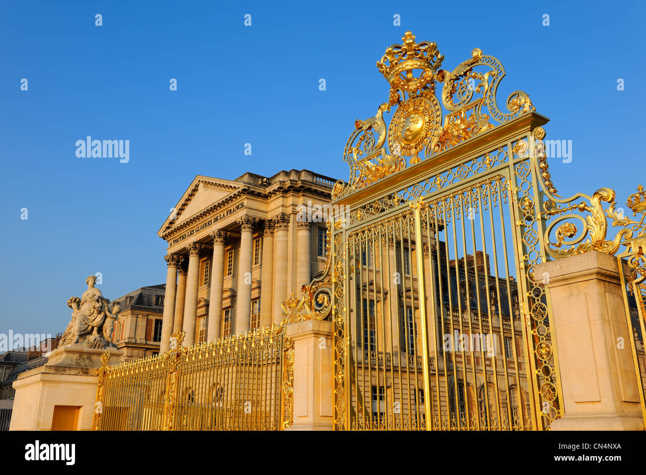 Yvelines, Frankreich, Chateau de Versailles, als Weltkulturerbe der UNESCO, die Fülle Statue von Antoine Coysevox aufgeführt und die Stockfoto