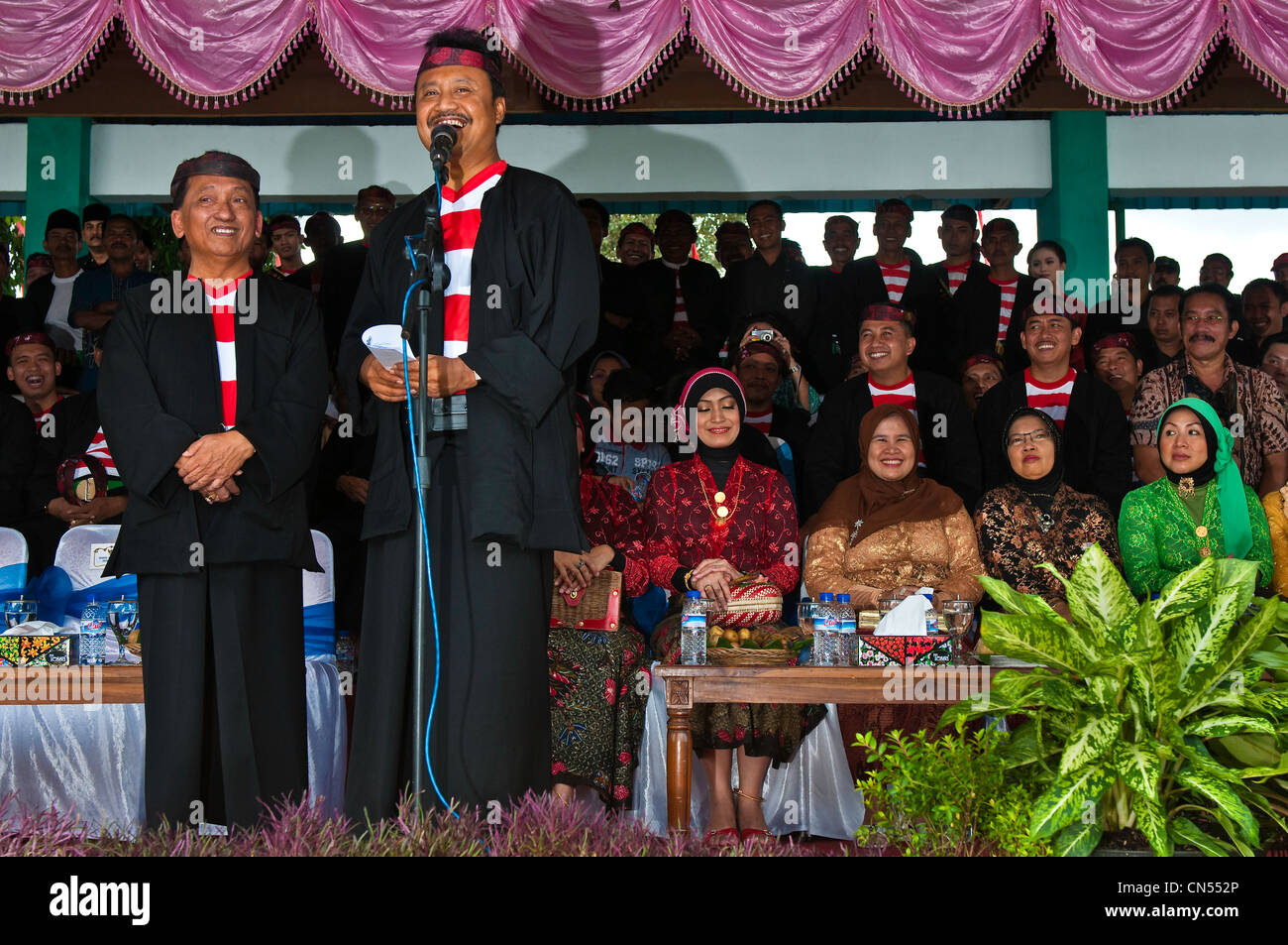 Indonesien, Java, Provinz Ost-Java, Madura Island, Bangkalan, bull Rasse namens Kerapan Sapis, Eröffnungsfeier Stockfoto