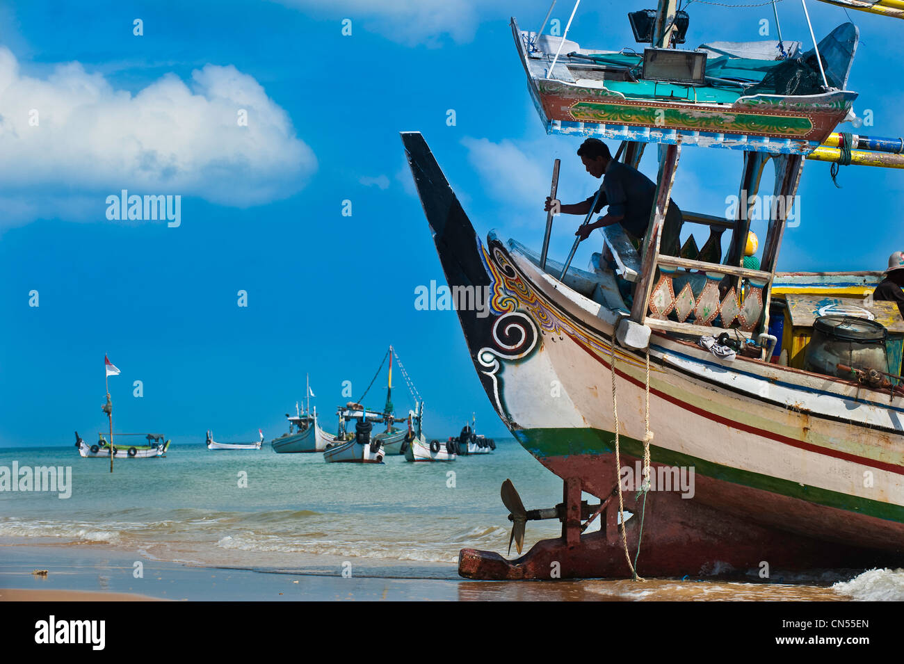 Indonesien, Java, Provinz Ost-Java, Madura Island, Pasongsongan Dorf, Boote genannt Porsel, Fischer, die immer bereit zu gehen Stockfoto
