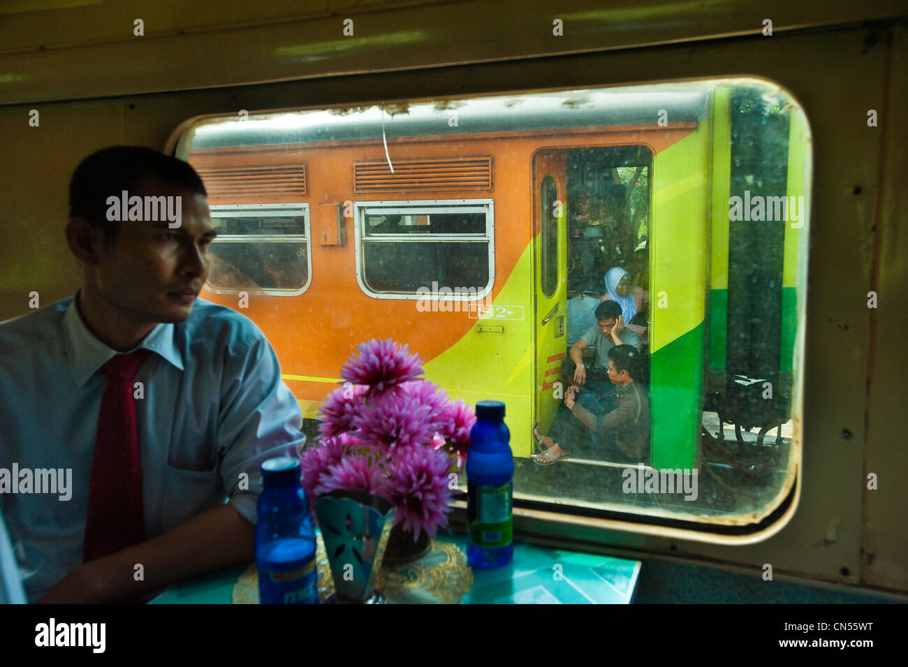 Indonesien, Java, Java Zentralprovinz im Zug zwischen Yogyakarta und Yogyakarta Stockfoto