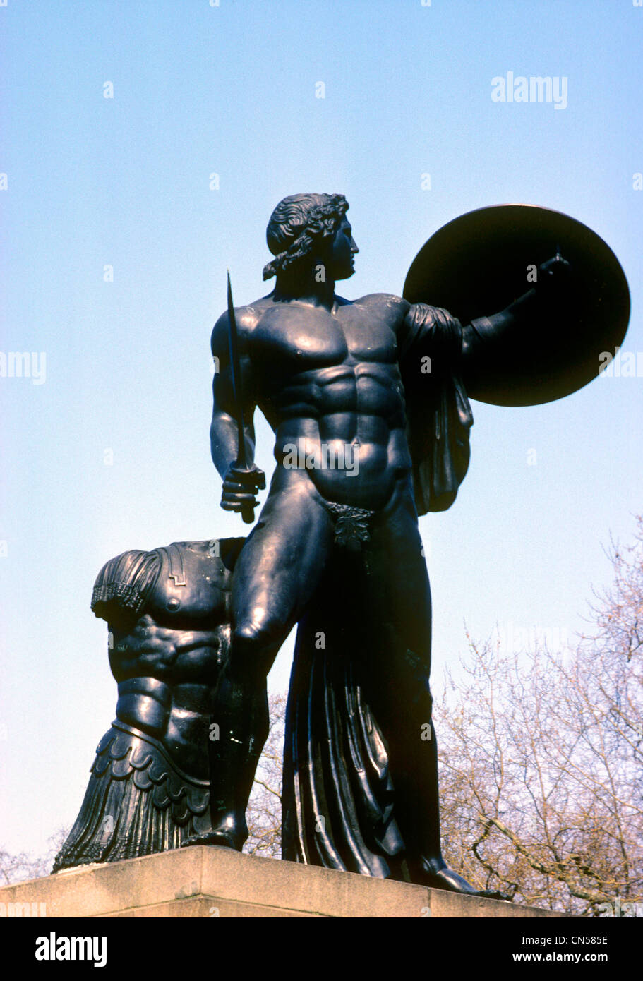 Achilles Statue, Hyde Park, London England UK Englisch Statuen  Stockfotografie - Alamy